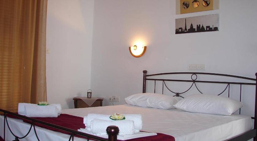 Hotel Alexandra Nea Roda Room photo
